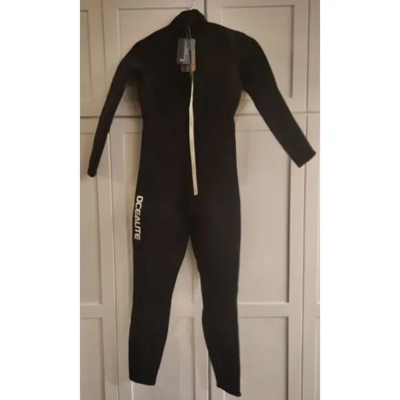 NWT Ocealite Men’s Front Zip Full Wetsuit Size M 3mm Neoprene Surf Diving Ocean